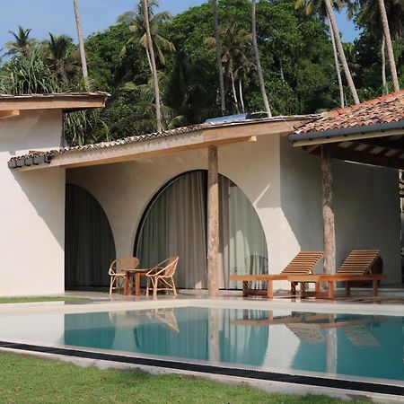 Swell Shacks Hotell Matara Exteriör bild